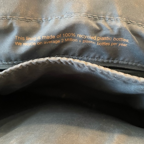 Matt and Nat Vegan diaper bag - Picture 7 of 11